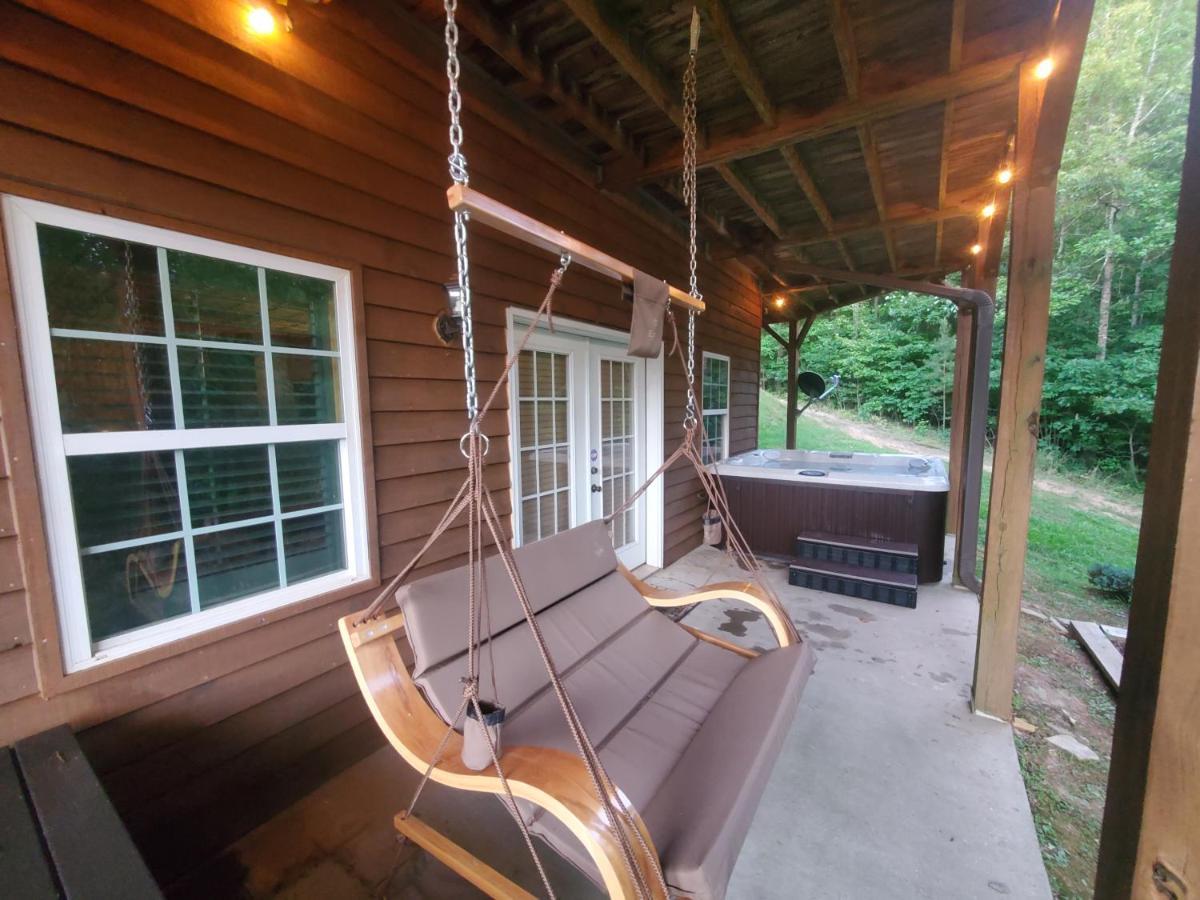 Smoky Mountain Cabin - Hot Tub - Fire Pit Murphy Εξωτερικό φωτογραφία