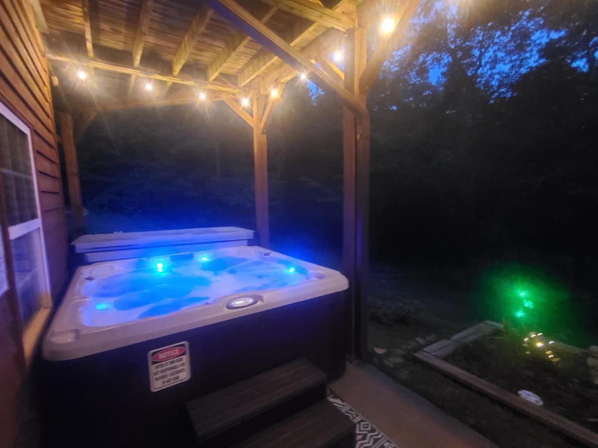 Smoky Mountain Cabin - Hot Tub - Fire Pit Murphy Εξωτερικό φωτογραφία