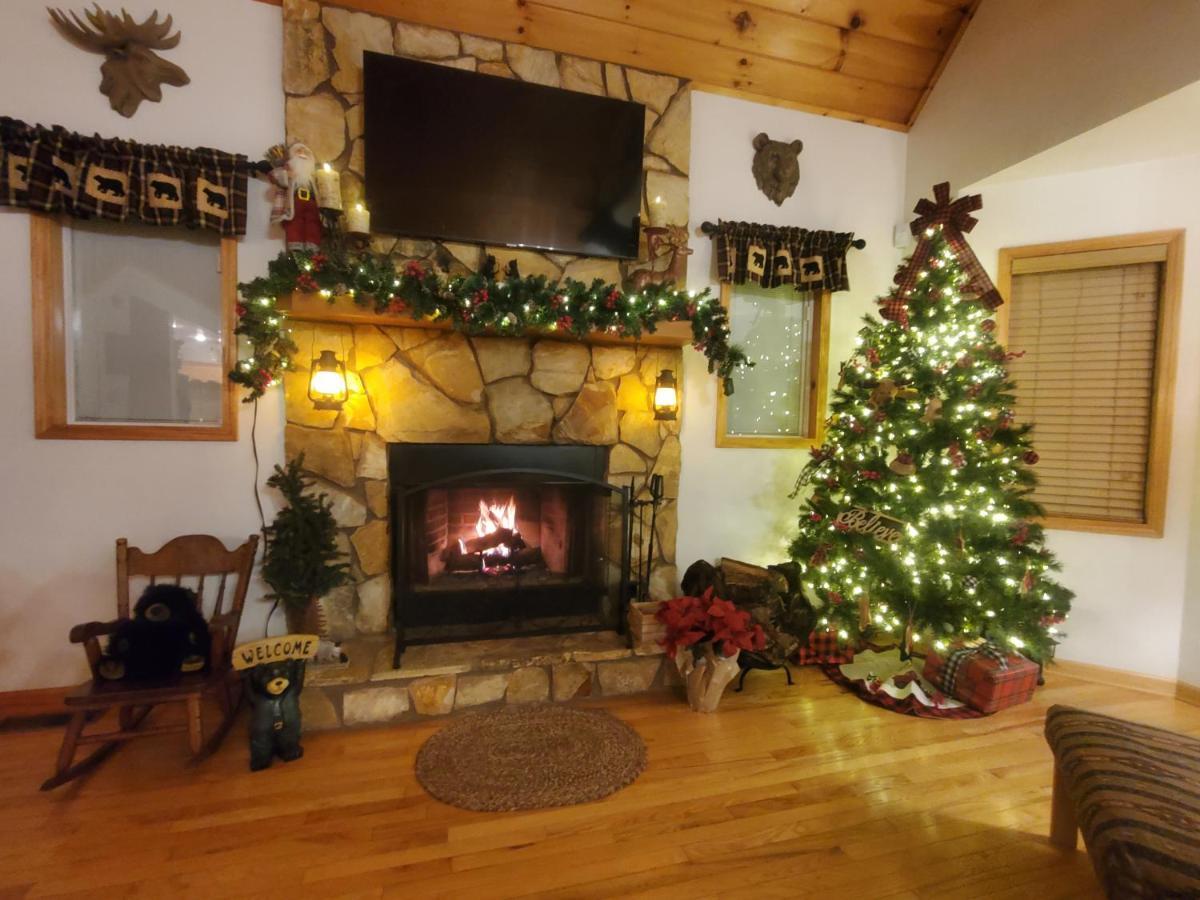 Smoky Mountain Cabin - Hot Tub - Fire Pit Murphy Εξωτερικό φωτογραφία
